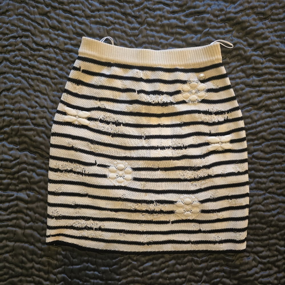 CHANEL White and Black Striped Mini Skirt